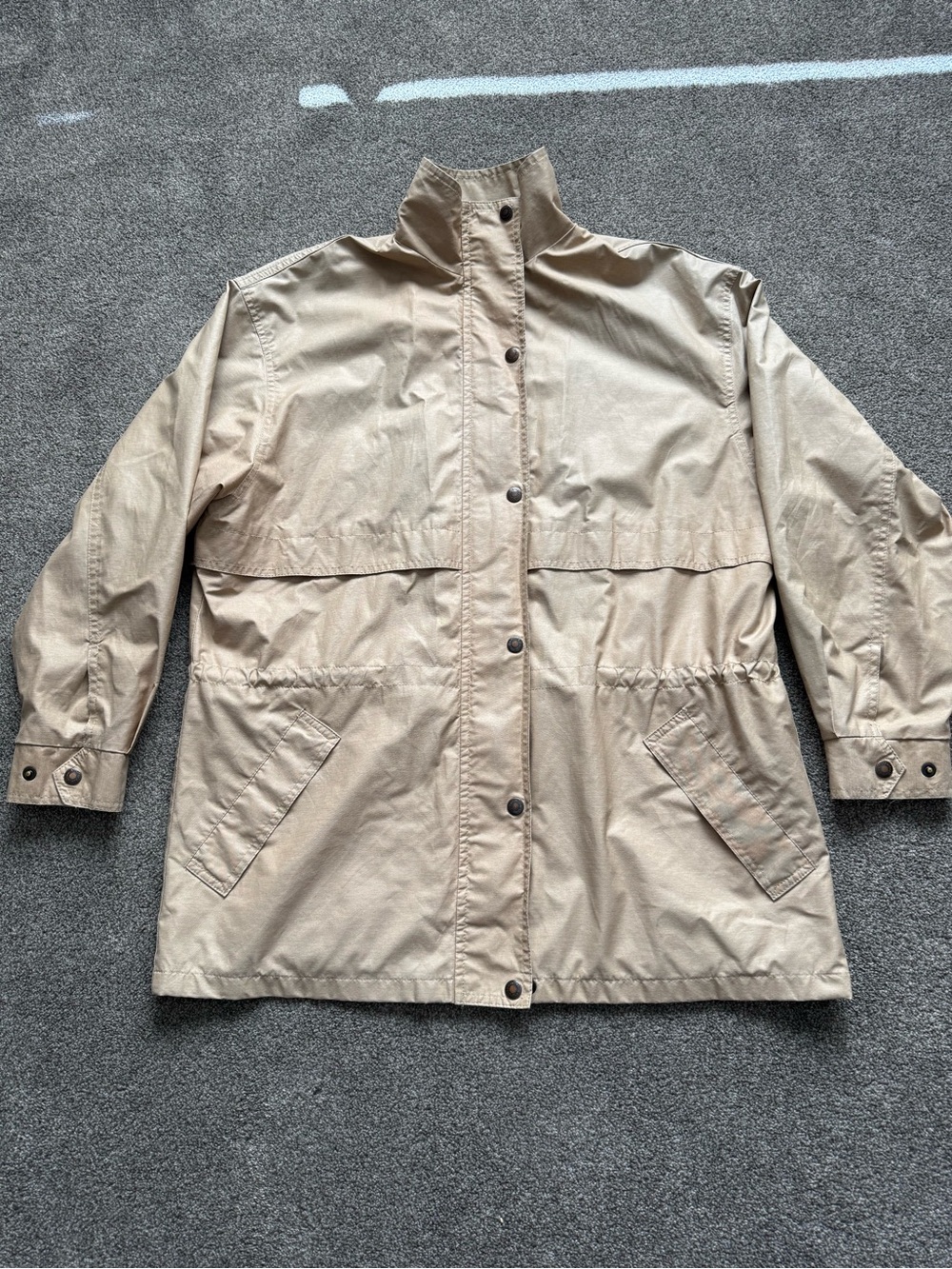 Women's Light Beige Vintage Trench Coat with Snap Front